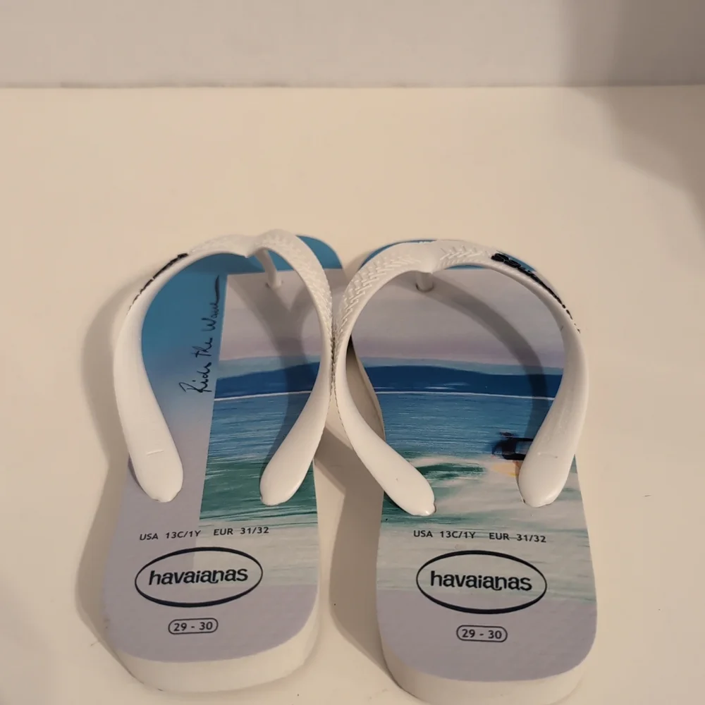NEW Havaianas Ocean Blue and White Surf Sandals Flip Flops‎ Child 13/1 Youth